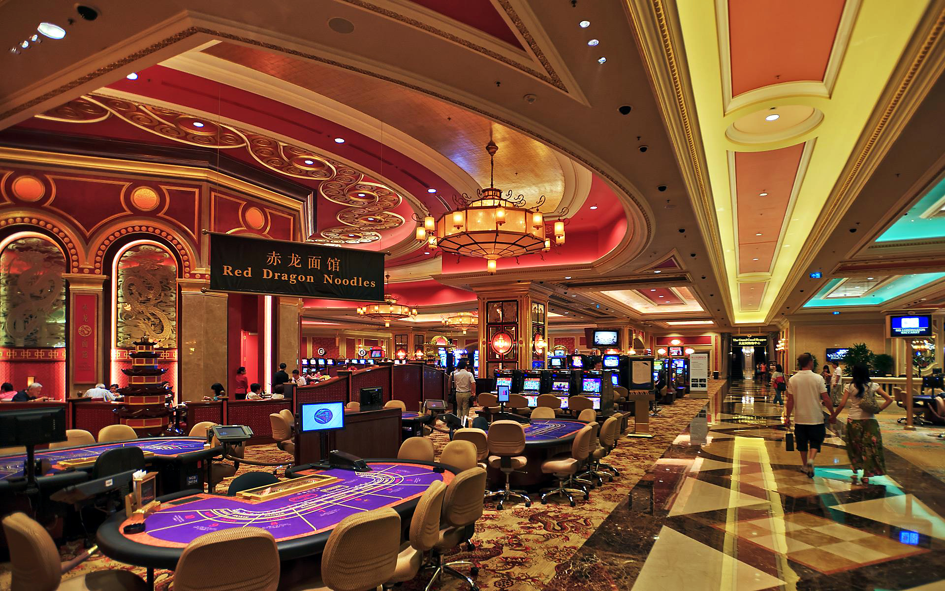 Slot Makinelerinde Avançe Stratejileri